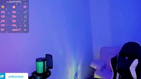 Anthonela online show from November 15, 2025, 3:04 am