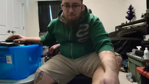 anthonygiacomazzo1 online show from December 16, 2025, 4:45 pm