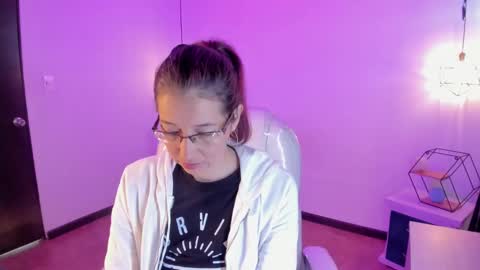 Antonella online show from February 9, 2025, 12:08 pm