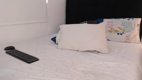 antonela69fox online show from December 8, 2024, 8:25 pm