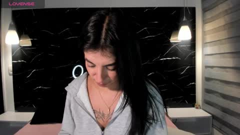 Antonella online show from December 7, 2024, 2:53 am