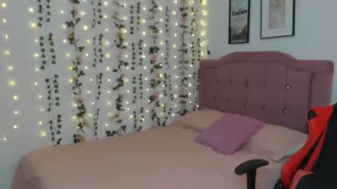 Snapshot of antonella_heinz_ chatting on June 12, 2026, 6:18 pm Antonella online show from June 12, 2026, 6:18 pm