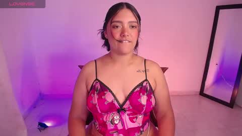 Snapshot of antonella_hot_x chatting on October 28, 2025, 12:14 am Antonella online show from October 28, 2025, 12:14 am