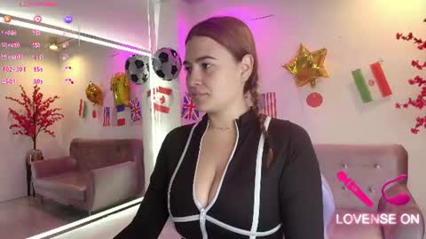 Snapshot of antonella_wiild chatting on July 2, 2026, 3:34 am Antonella online show from July 2, 2026, 3:34 am