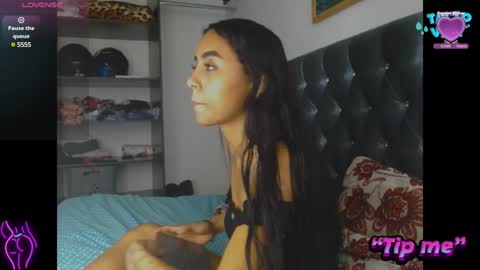 AntonellaAndNoah online show from January 4, 2025, 3:49 pm