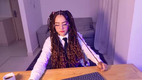 Antonella online show from April 26, 2026, 1:36 am