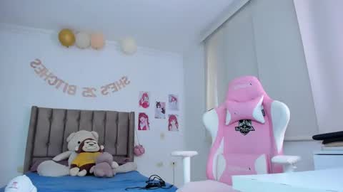 antonellagoddess online show from March 12, 2025, 9:45 pm