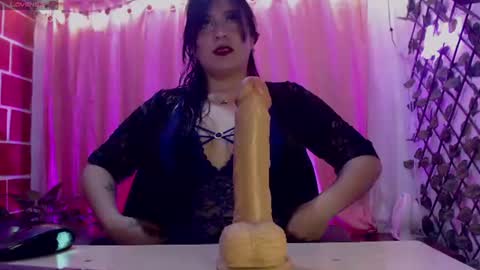 Snapshot of antonellahill_ chatting on July 23, 2026, 2:42 am Antonella GTM- 5 1800 0300am online show from July 23, 2026, 2:42 am