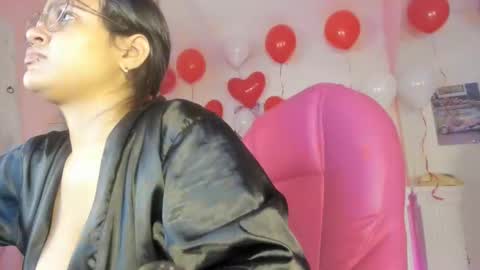 Snapshot of antonellakling_ chatting on February 14, 2025, 2:12 pm ANTONELLA online show from February 14, 2025, 2:12 pm