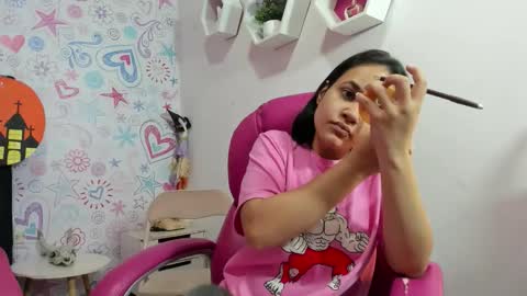 Snapshot of antonellakling_ chatting on October 9, 2025, 11:52 am ANTONELLA online show from October 9, 2025, 11:52 am