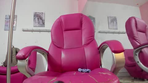 Snapshot of antonellakling_ chatting on November 29, 2025, 11:35 am ANTONELLA online show from November 29, 2025, 11:35 am