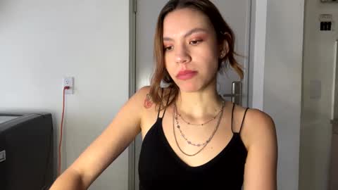 Snapshot of antonellarossii_ chatting on December 26, 2024, 2:48 pm Antonella online show from December 26, 2024, 2:48 pm