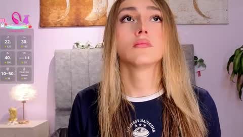 Snapshot of antonellastar24_ chatting on May 18, 2026, 7:09 pm Antonella online show from May 18, 2026, 7:09 pm