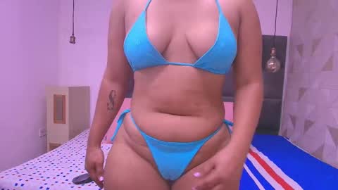 Antonella online show from November 5, 2025, 11:54 am