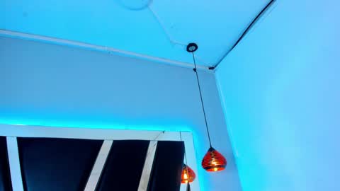 A N T O N E L L E  online show from January 26, 2025, 1:15 pm