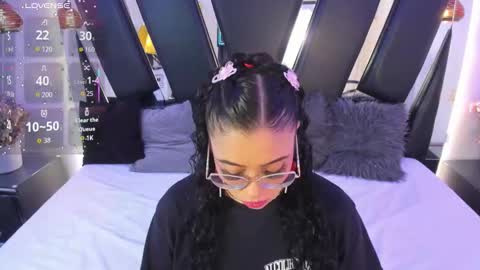 A N T O N E L L E  online show from November 29, 2025, 11:02 am