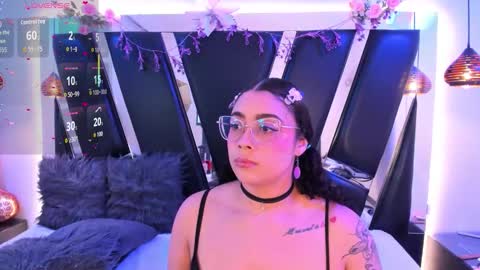 A N T O N E L L E  online show from February 21, 2026, 11:33 am