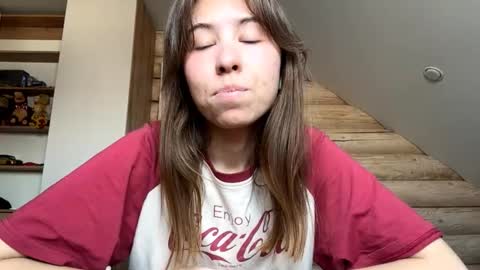 Snapshot of antonettabunyan chatting on February 19, 2026, 8:32 am Serena online show from February 19, 2026, 8:32 am