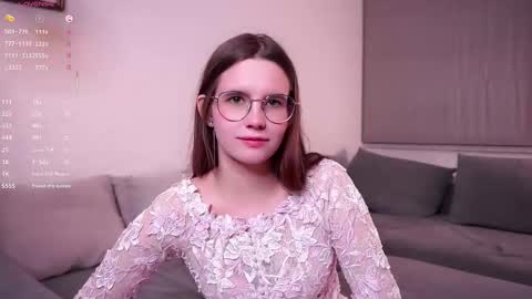 Eva 3 online show from November 30, 2025, 4:22 pm