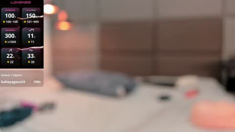 antonia_duval online show from February 5, 2025, 2:59 pm