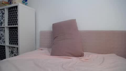 Antonia online show from January 16, 2025, 11:48 am