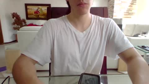 antonio_ricci online show from February 6, 2025, 7:51 pm