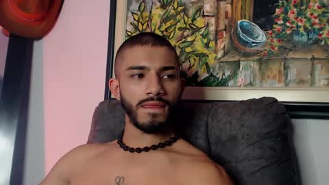 Snapshot of antoniocuervo chatting on January 11, 2025, 4:16 am Hadez online show from January 11, 2025, 4:16 am