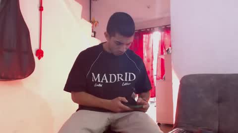 Snapshot of antoniocuervo chatting on March 1, 2025, 12:34 pm Hadez online show from March 1, 2025, 12:34 pm
