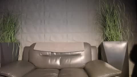 HI My name is Antonio online show from December 21, 2024, 7:49 pm