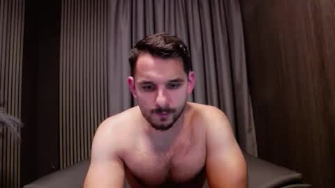 HI My name is Antonio online show from November 7, 2025, 8:09 pm