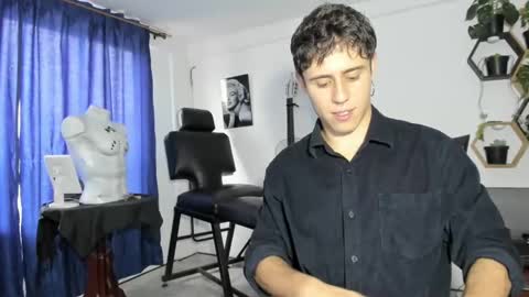 antonnello_ online show from March 5, 2025, 10:32 pm