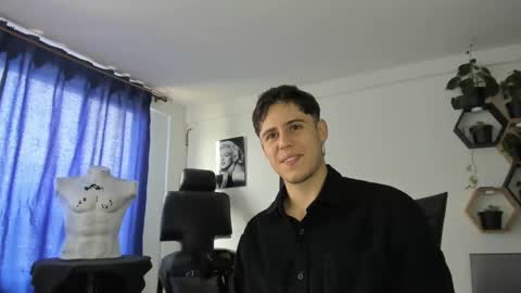 antonnello_ online show from March 12, 2025, 6:44 pm