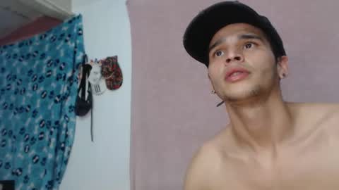 Snapshot of antony_2024 chatting on December 26, 2024, 2:01 am karol y antony online show from December 26, 2024, 2:01 am