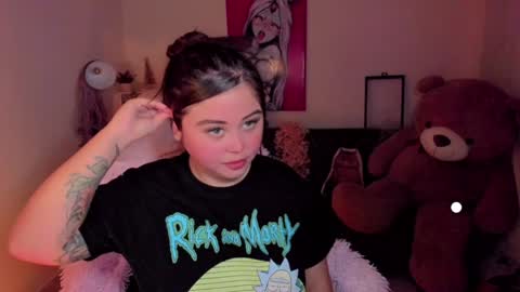   Independent model  online show from January 13, 2025, 5:44 am