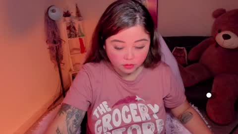   Independent model  online show from January 22, 2025, 9:21 pm