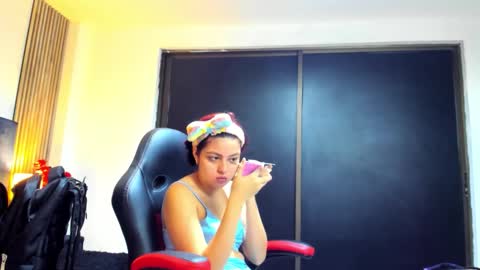 anyanddimitry online show from February 2, 2026, 1:10 pm