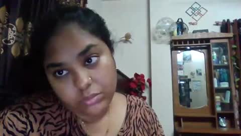 anydanyg online show from March 5, 2025, 8:42 pm