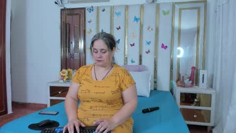 Snapshot of anyelamature chatting on November 18, 2025, 1:55 am Anyela online show from November 18, 2025, 1:55 am