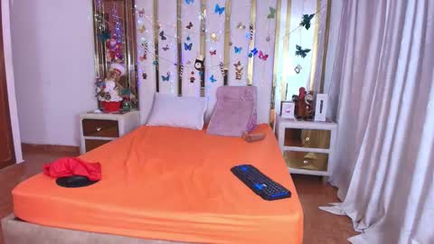 Snapshot of anyelamature chatting on December 20, 2025, 3:02 am Anyela online show from December 20, 2025, 3:02 am