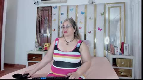 Snapshot of anyelamature chatting on January 12, 2026, 3:12 am Anyela online show from January 12, 2026, 3:12 am