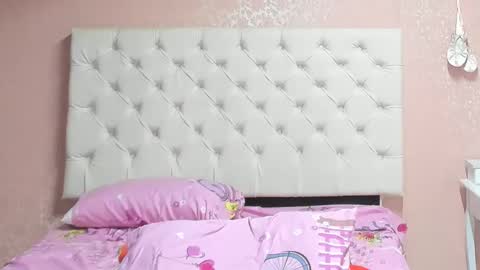 Aome Rainbow online show from January 15, 2025, 11:51 pm