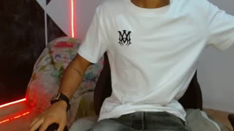 aphal_hot23 online show from September 26, 2025, 11:25 am