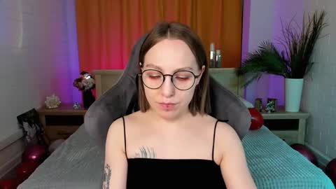 APHEX QUEEN online show from February 9, 2025, 11:04 pm