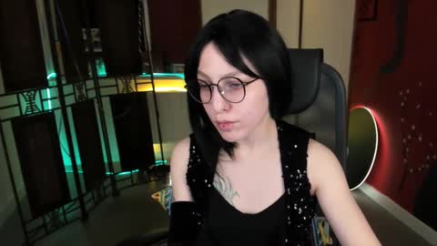 APHEX QUEEN online show from March 12, 2025, 4:13 pm