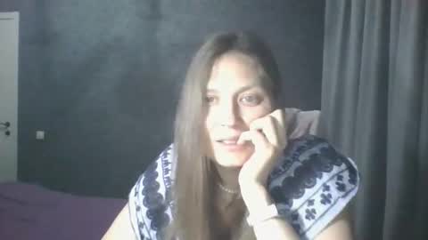 aphrodisiaque_ online show from April 24, 2026, 7:16 pm