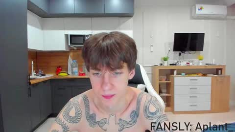 aplant_ online show from March 18, 2026, 10:02 pm