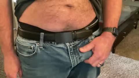 aplease616 online show from April 19, 2026, 6:32 pm