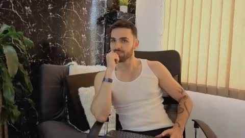 Snapshot of apolo_lux1 chatting on January 9, 2026, 4:21 pm Apolo Lux online show from January 9, 2026, 4:21 pm