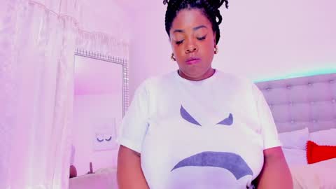 Snapshot of apotheosicass chatting on February 2, 2025, 9:02 pm KARLA online show from February 2, 2025, 9:02 pm