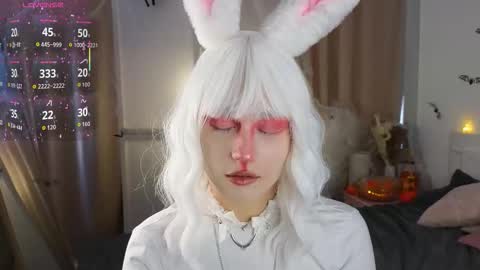 Vicki online show from October 24, 2025, 9:06 am